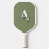 Eenvoudige Saliegroene Monogram Beginletters Pickleball Paddle (Voorkant)