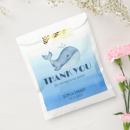 Eenvoudige Schattigee walvis blauwe oceaan Verjaar Bedankzakje