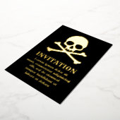 Eenvoudige Schedel en Gekruiste Botten Folie Uitnodiging (Gedraaid)