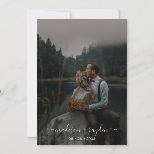 Eenvoudige Script Overlay 2 Photo Wedding Kaart (Achterkant)