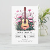 Eenvoudige serenade gitaar verjaardag kaart (Staand voorkant)