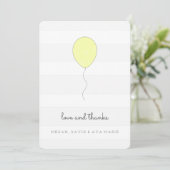 Eenvoudige Shabby Chic Grijs & Gele Ballon Verjaar Bedankkaart (Staand voorkant)