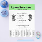 Eenvoudige Sjabloon van Lawn Services Foto van bro Flyer (Enkel)