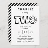 Eenvoudige Snoopy 2de verjaardag in zwart-wit Kaart (Voorkant / Achterkant)