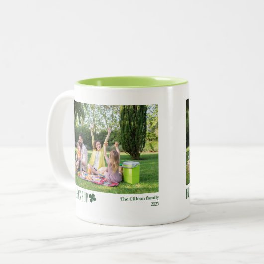 Eenvoudige St. Patrick's day Shamrocks familie fot Tweekleurige Koffiemok (Voorkant links)