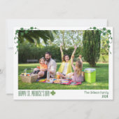 Eenvoudige St. Patrick's Day Shamrocks gezelfoto  Feestdagenkaart (Voorkant)