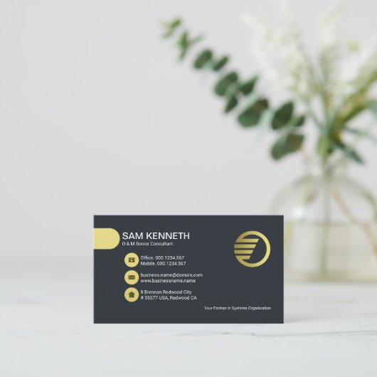 Eenvoudige stijlvolle Gold Buttonnen Tab CEO Found Visitekaartje (Staand voorkant)