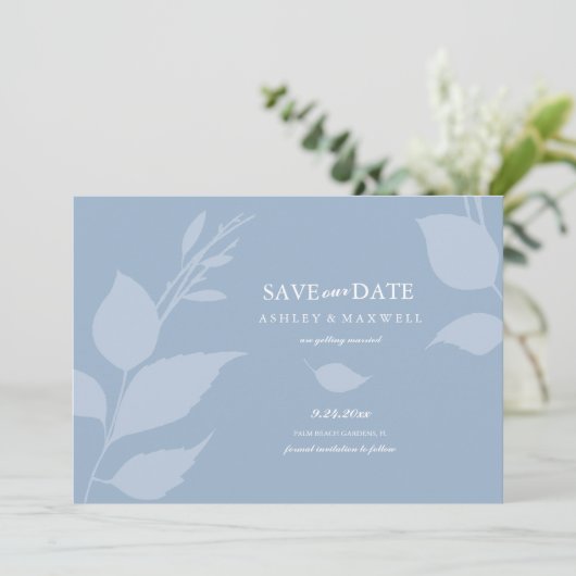 Eenvoudige stoffige blauwe foto Sla de datum op Save The Date (Staand voorkant)