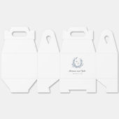 Eenvoudige stoffige blauwe Monogram Crest bruiloft Bedankdoosjes (Ongevouwen)