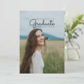 Eenvoudige & strakke diploma-uitnodiging kaart (Staand voorkant)