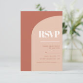 Eenvoudige taarterracotta bruiloft van de kerst RSVP kaartje (Staand voorkant)