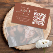 Eenvoudige terracotta Calligraphy Reply QR Code Fo Informatiekaartje