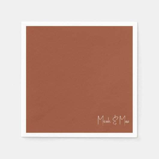 Eenvoudige Terracotta Script Namen Trouwcocktail Servet (Voorkant)