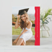 Eenvoudige trendy golvende rand rode foto afstuder kaart (Staand voorkant)