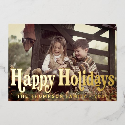 Eenvoudige Trendy Retro Typografie Foto Kerstmis Folie Feestdagenkaart (Voorkant)