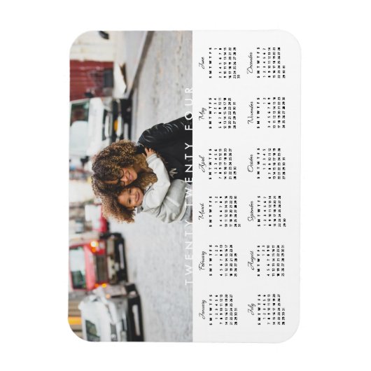 Eenvoudige Trendy Typografie 2024 Fotokalender Magneet (Verticaal)