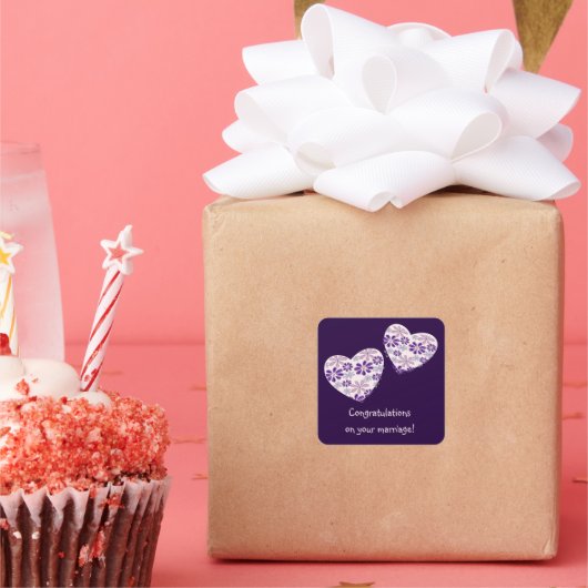 Eenvoudige twee hartjes gefeliciteerd met jullie b vierkante sticker (Feest)