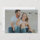 Eenvoudige Typografie 5 Foto Collage Bruiloft Save The Date (Achterkant)