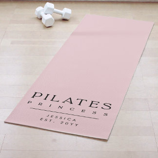Eenvoudige typografie Aangepaste roze Pilates-prin Yogamat