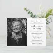 Eenvoudige Typografie Foto Memorial Funeral Kaart (Staand voorkant)