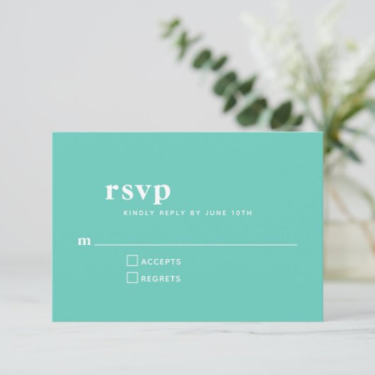 Eenvoudige Typografie Modern Seafoam Mint Wedding RSVP Kaartje (Staand voorkant)