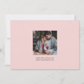 Eenvoudige Typografie Roze Flat Save The Date Kaar (Achterkant)