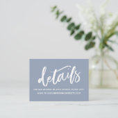 Eenvoudige Typografie-usty Blue Wedding Details Informatiekaartje (Staand voorkant)