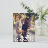 EENVOUDIGE TYPOGRAFIE VERTICALE BESPAAR HET DATUM AANKONDIGINGSKAART (Staand voorkant)