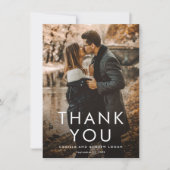 Eenvoudige typografische moderne foto bruiloft bedankkaart (Voorkant)