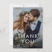 Eenvoudige typografische moderne foto bruiloft bedankkaart (Voorkant)