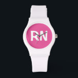 Eenvoudige verpleegster RN roze en wit Horloge<br><div class="desc">Simple Nurse RN Pink And White Watch · Verpleegkundige polshorloge witte band met roze gezicht en "RN" in witte letters · Perfect om alle verpleegkundige scrubs af te zetten met een nette look op de pols · Pas aan uw beroep aan (bijvoorbeeld: NP, RN, LPN, CNA) · Geweldig cadeau voor...</div>