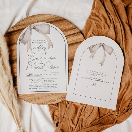 Eenvoudige Waterverf Bow Elegant Modern Arch Weddi Kaart