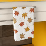 Eenvoudige Waterverf Herfst herfst bladeren minima Theedoek<br><div class="desc">Dit ontwerp is voorzien van een eenvoudige waterverf minimalistische patroonkeukenhanddoek met herfst herfstbladeren, met bruin rood geelgouden bordeauxrode bladeren en een stijlvol trendy stijlvol natuur bos ontwerp, een creatieve simplistische elegantieklassieker, een traditionele bosboomesdoorn, gezellig in dit herfstseizoen van de herfst met home decor, geweldig voor keukendecor kokkkengeschenk, herfst herfstnieuwseizoenhuis, gebruik...</div>
