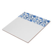 Eenvoudige witte blauwe bloemige rand tegeltje (Zijkant)