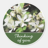 Eenvoudige witte bloem aquarel denkend aan jou ronde sticker (Voorkant)