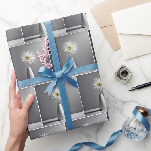 Eenvoudige witte bloem in vaas cadeaupapier (Geschenken)