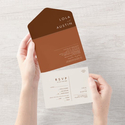 Eenvoudige woestijn | Donkere kaneel en terracotta All In One Uitnodiging (Afscheurbaar)