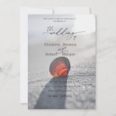 Eenvoudige zeeschelp op het strand bruiloft kaart (Voorkant)