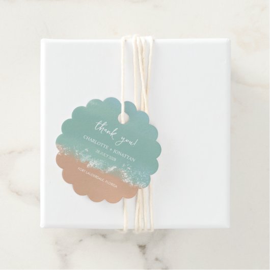 Eenvoudige zomervakantie met strand bruiloft bedankjes labels (In situ)