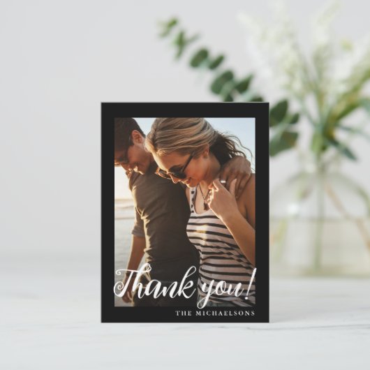 Eenvoudige zwart wit bruiloft foto dank u briefkaart (Staand voorkant)