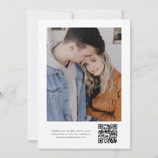 Eenvoudige zwart-wit Elegante bruiloft QR-code Save The Date (Achterkant)