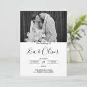 Eenvoudige zwart-wit foto bruiloft uitnodiging (Staand voorkant)