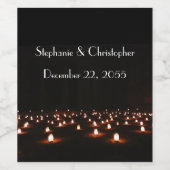 Eenvoudige zwart-wit kaarsen met bruiloft gunst wijn etiket (Enkel label)