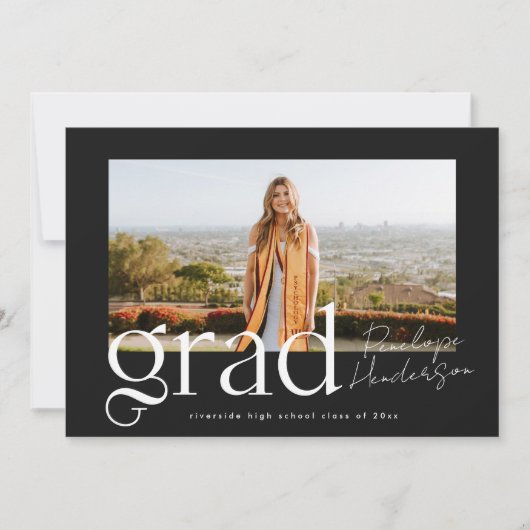 Eenvoudige zwart-wit klasse van 2025 Afstuderen Aankondiging (Voorkant)