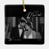 Eenvoudige zwart wit Merry Getrouwd Script Foto Keramisch Ornament (Voorkant)