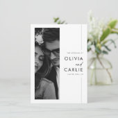 Eenvoudige zwart-wit minimalistische foto bruiloft kaart (Staand voorkant)