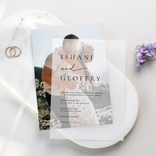 Eenvoudige zwart-wit moderne minimalistische bruil vellum uitnodigingen