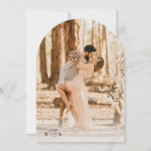 Eenvoudige zwart-wit overlay foto boog bruiloft kaart (Achterkant)