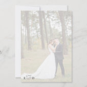 Eenvoudige zwart-wit-overlay-fotobruiloft kaart (Achterkant)
