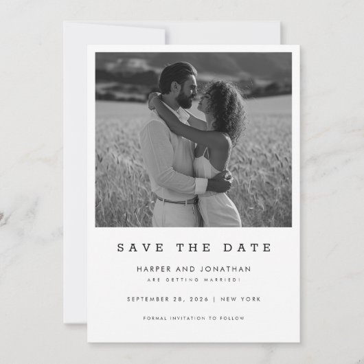 Eenvoudige zwart-wit QR-code trouwfoto Save The Date (Voorkant)